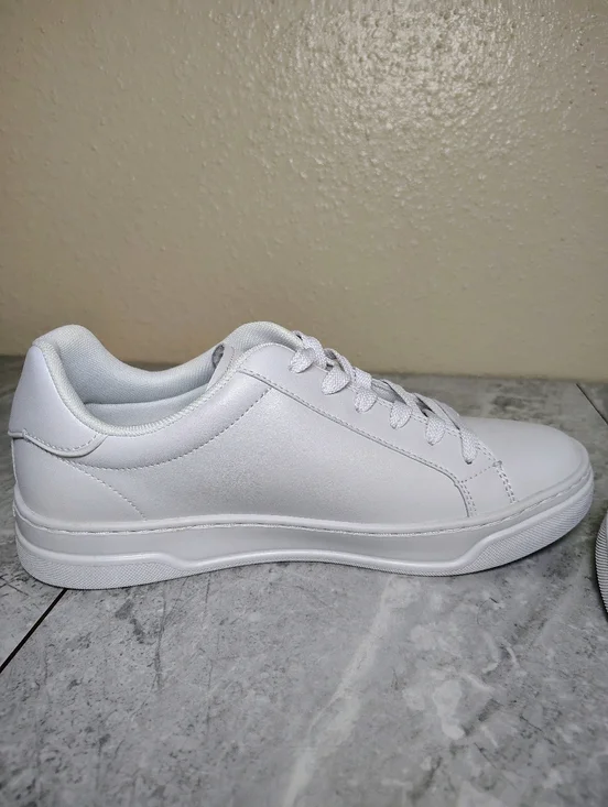Coach White Leather Low Top Sneakers Women’s Size 9.5 NIB - Picture 10 of 14